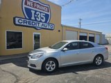 Used 2016 Chevrolet Malibu LT image 2
