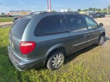 Used 2007 Chrysler Town & Country Touring image 4
