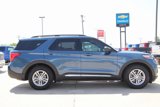 Used 2020 Ford Explorer XLT w/ Equipment Group 202A image 2