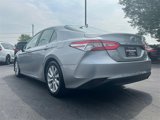 Used 2019 Toyota Camry LE image 5