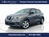Used 2020 Nissan Kicks S image 1