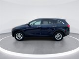 Used 2017 Kia Sorento LX image 4