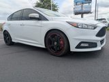 Used 2018 Ford Focus ST image 2