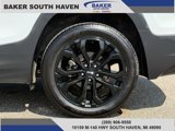 Used 2021 GMC Terrain SLE w/ Driver Convenience Package image 4