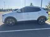Used 2022 Buick Encore GX Select image 2
