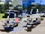 Used 2005 Cadillac Escalade ESV Platinum image 4