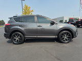 Used 2018 Toyota RAV4 SE image 2