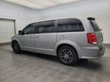 Used 2018 Dodge Grand Caravan SE image 3