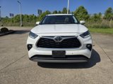 Used 2021 Toyota Highlander Platinum image 2