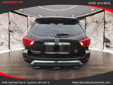 Used 2020 Nissan Pathfinder SV image 4