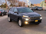 Used 2018 Jeep Cherokee Latitude Plus image 4