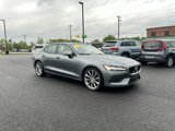 Used 2019 Volvo S60 T6 Momentum w/ Premium Package image 3