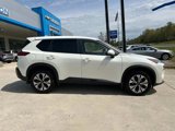 Used 2023 Nissan Rogue SV image 3
