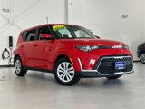 Used 2023 Kia Soul LX image 2