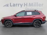 Used 2019 Jeep Cherokee Latitude Plus image 2