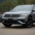 Used 2022 Volkswagen Tiguan SE image 2