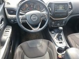 Used 2016 Jeep Cherokee Latitude w/ Comfort/Convenience Group image 2
