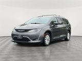 Used 2018 Chrysler Pacifica Touring-L image 2