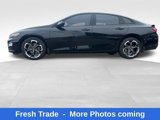 Used 2022 Chevrolet Malibu LT w/ Leather Package image 4