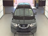 Used 2020 Nissan Rogue SV image 2