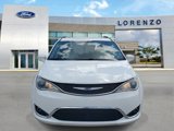 Used 2019 Chrysler Pacifica Touring-L image 2