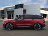 New 2025 Lincoln Nautilus Reserve image 3