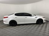 Used 2015 Kia Optima LX image 2