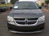 Used 2018 Dodge Grand Caravan SE w/ UConnect Hands-Free Group image 2
