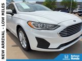 Used 2020 Ford Fusion SE image 2