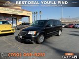 Used 2015 Chrysler Town & Country Touring image 2