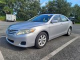 Used 2010 Toyota Camry LE image 2