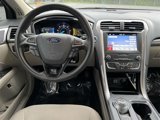 Used 2019 Ford Fusion SE image 2