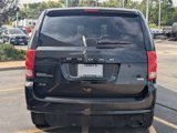 Used 2016 Dodge Grand Caravan SXT image 4