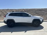 Used 2017 Jeep Cherokee Trailhawk image 4