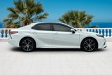 Used 2018 Toyota Camry SE image 3