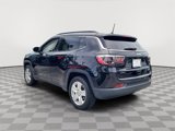 Used 2022 Jeep Compass Latitude image 3