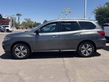Used 2017 Nissan Pathfinder S image 2