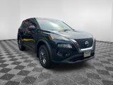 Used 2021 Nissan Rogue S image 2