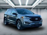 Used 2022 Ford Edge SEL w/ Sport Appearance Package image 2