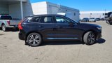 Certified 2022 Volvo XC60 B5 Inscription w/ Climate Package image 2
