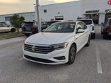 Used 2020 Volkswagen Jetta SEL Premium image 3