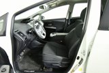 Used 2017 Toyota Prius V Two image 5