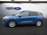 Used 2022 Ford Escape SE image 2