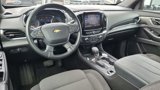 Used 2023 Chevrolet Traverse LT image 3