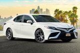 Used 2022 Toyota Camry SE image 2