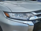 Used 2018 Mitsubishi Outlander FWD image 2