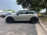 Used 2019 MINI Cooper 2-Door Hardtop w/ Signature Upholstery Package image 4