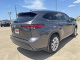 Used 2020 Toyota Highlander Limited image 4