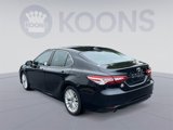 Used 2018 Toyota Camry XLE image 4