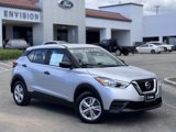 Used 2020 Nissan Kicks S image 2